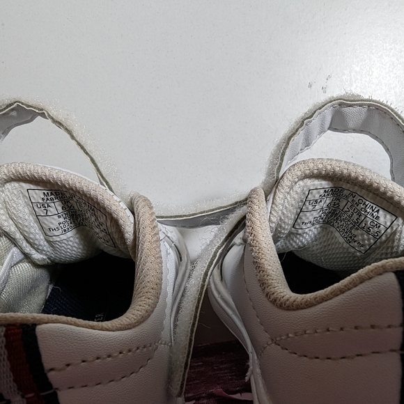 Tommy Hilfiger Girls Toddler Size 7 Shoes - Picture 6 of 7